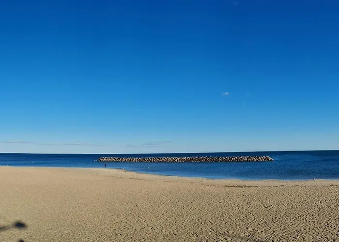 Superbe Au Coeur Du Village Marseillan (Herault)