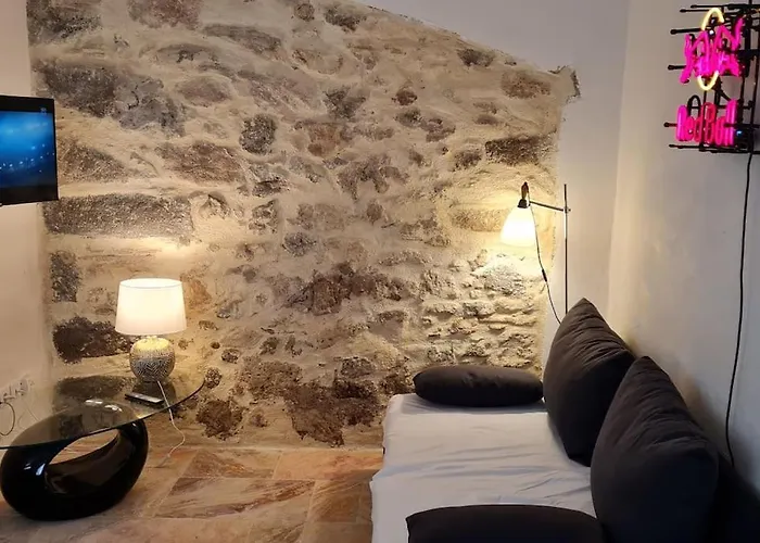 Superbe Au Coeur Du Village Marseillan (Herault)